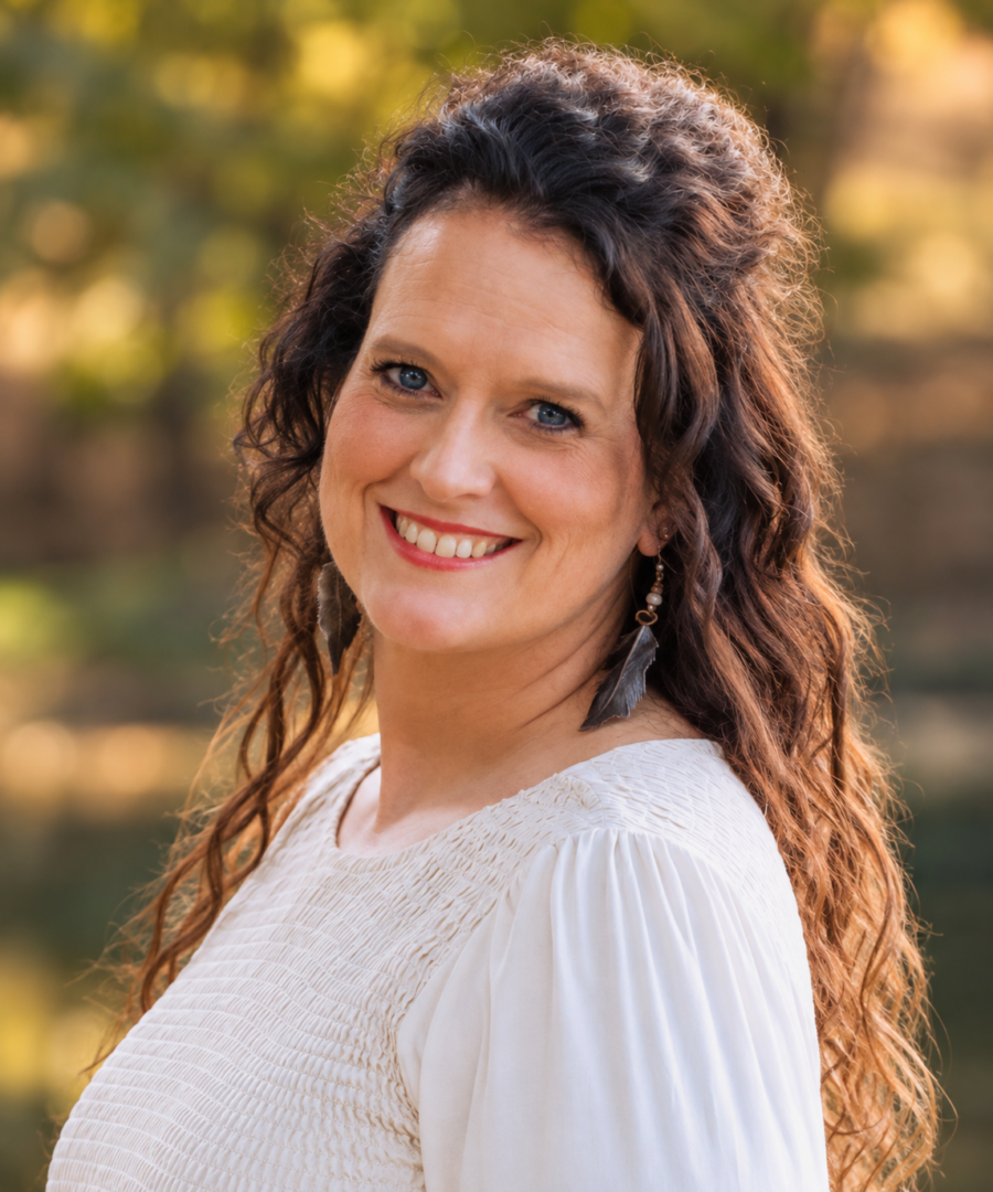 Danielle Bachman Headshot